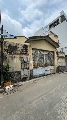 Bán gấp kho nhà đất tại Hẻm 2/ Âu Cơ, P.9 Tân Bình
