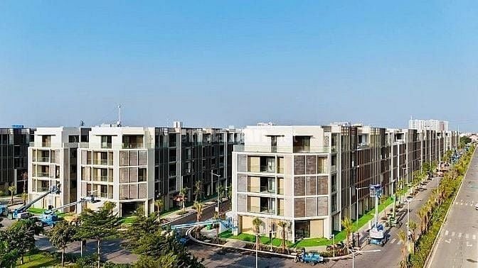 ⚜️Bán lô đất nền vị trí đẹp nhất ven sông Rạch Chiếc 80m2 giá 2tỷ450 