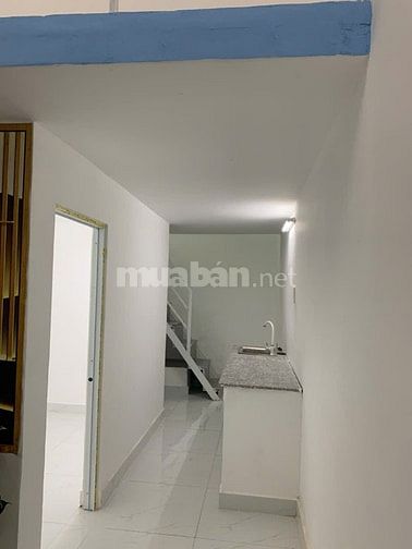 Nhà MT đường Hoa Vàng, gần uỷ ban ngay chợ, nhận nhà ở ngay chỉ 575tr
