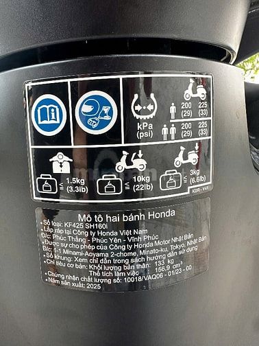Cần bán Siêu Phẩm SH 160 ABS 4/2025 xám xi măng chạy 400km siêu mới