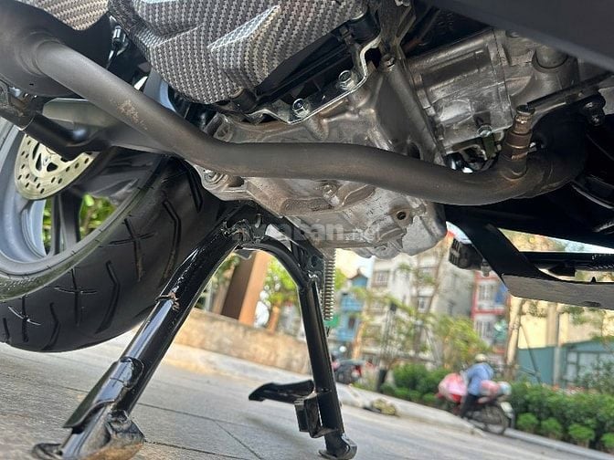 Cần bán Siêu Phẩm SH 160 ABS 4/2025 xám xi măng chạy 400km siêu mới