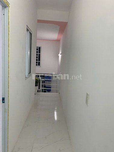 Nhà MT đường Hoa Vàng, gần uỷ ban ngay chợ, nhận nhà ở ngay chỉ 575tr