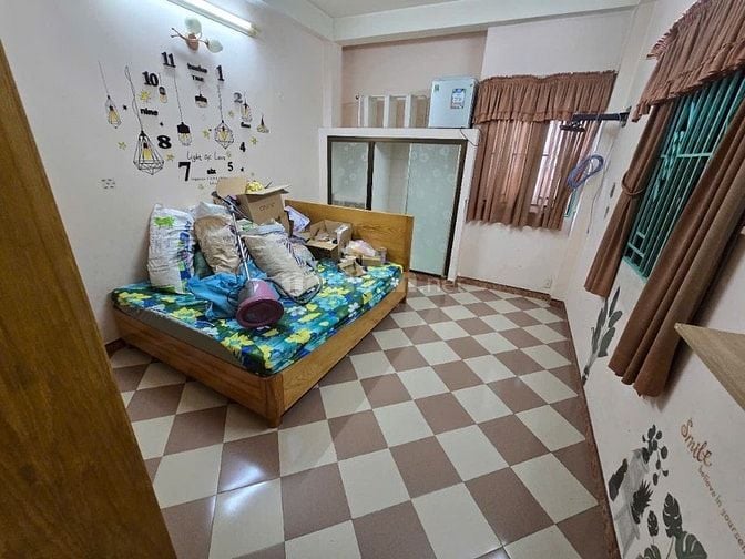 BÁN NR 4 TẦNG, 4PN, GIÁ 9,5 TỶ, NGAY NGUYỄN KIM, Q.10, SIÊU HIẾM