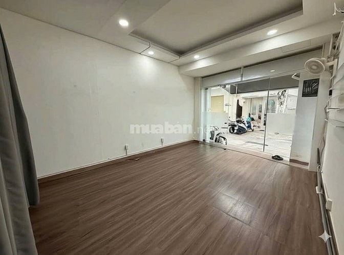 Chính chủ cho thuê Mặt Tiền 25m2 Hoa Cau P7 Phú Nhuận 4x6