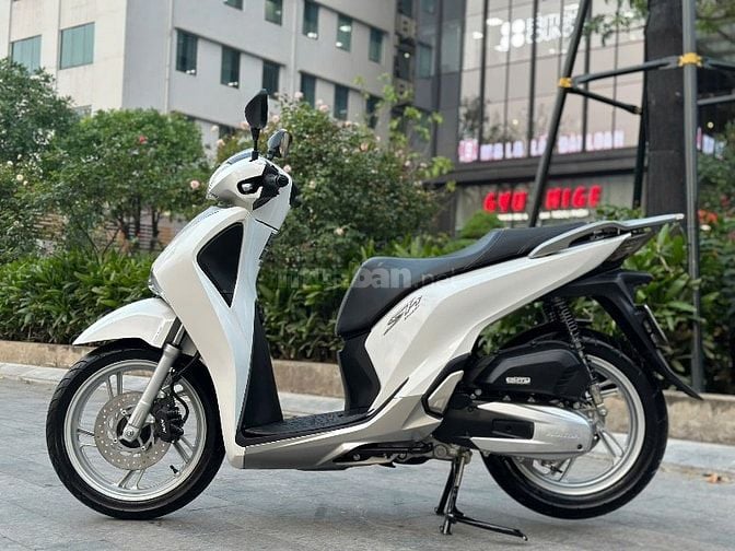 Cần bán Siêu phẩm SH 150 CBS 2019 chạy chuẩn mấy nghìn km