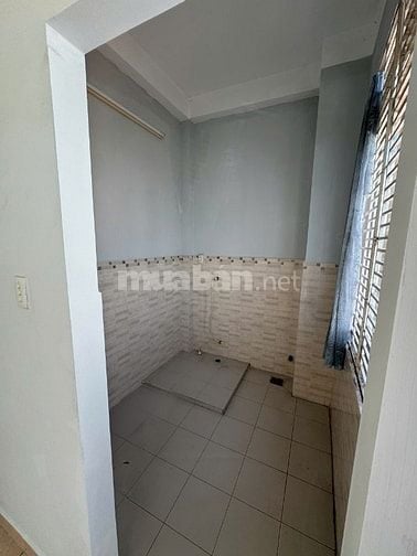 Cho thuê nhà trung tâm – sát Phan Xích Long – diện tích sàn 87m² 
