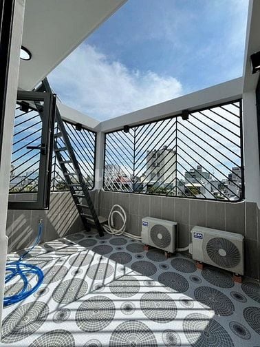 Bán nhà 5 tầng HXH đường Gò dầu, 70m2(4.2x17m) 5P.N, 6Wc, nhỉnh 8 tỷ