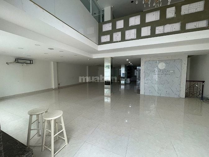 Tòa nhà cao tầng khu Làng Đại học Pk đường 12 m, 10*25 giá 30,5 