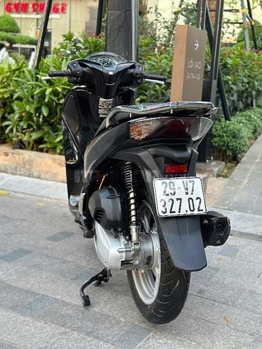 Cần Bán SH 150 ABS cuối 2017 màu đen cực chất lượng.