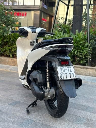 Cần bán SH Việt 125 ABS 2022 màu trắng biển Hà Nội cực đẹp