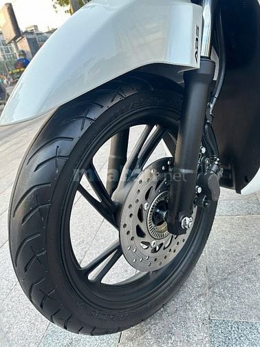Cần bán SH Việt 125 ABS 2022 màu trắng biển Hà Nội cực đẹp