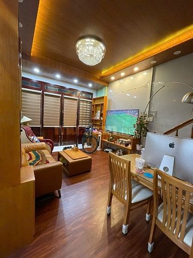 Nhà Đẹp sát Mặt Tiền Đinh Tiên Hoàng 38m2 Ngay Võ Thị Sáu chỉ 6,2 Tỷ