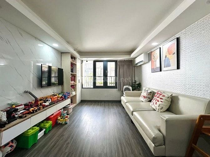 Kẹt tiền nên bán nhà 4lau,Nơ Trang Long,Bình Thạnh,4PN,HXH,hơn 7ty