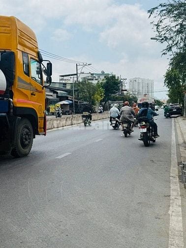 Mặt Tiền Kinh Doanh 5 Tầng 4*35 Đang Có Hđ Lâu Dài 21tr