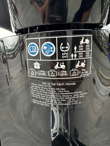 Cần bán SH 125 CBS cuối 2024 màu Đen siêu mới cực đẹp
