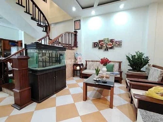Bán nhà gần mặt phố Hồng Tiến, 55m2 - Mt5m - Oto - Dân xây - 12.7 tỷ 