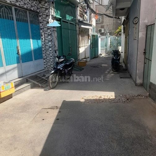 Gần cầu Kênh Tẻ, DT ~ 35m2 chỉ 3,6 Tỷ