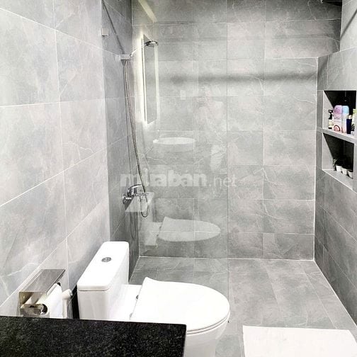 Cần cho thuê căn hộ The Flemington , 3pn , đầy đủ nội thất , giá 17tr
