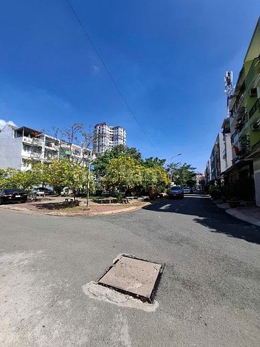 Bán đất mặt tiền đường 33 An Phú Quận 2 giá 28 tỷ