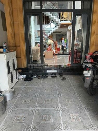 Bán Nhà 1 sẹc Lê Văn Quới, Bình Tân: 4mx20m đúc 1 lửng 3 lầu, 4PN 5WC