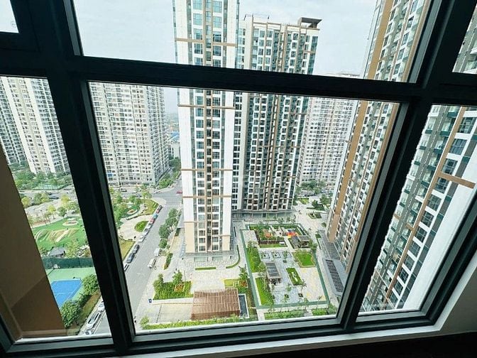 Bán căn hộ H3 1719 Masteri, tầng trung, diện tích 64 m2, 2 phòng ngủ +