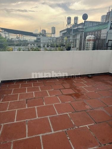 Chính chủ cho thuê nhà mới xây 3 lầu đường Lạc Long Quân p8 q Tân bình