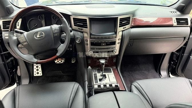 Bán lexus LX570 sản xuất 2014.