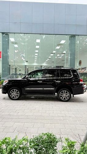 Bán lexus LX570 sản xuất 2014.