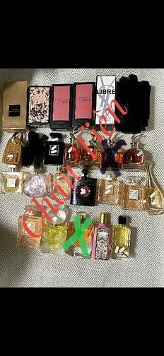 Mình chuyên nước hoa trưng bày chuẩn aunt Cần thanh lý đi lô nhanh