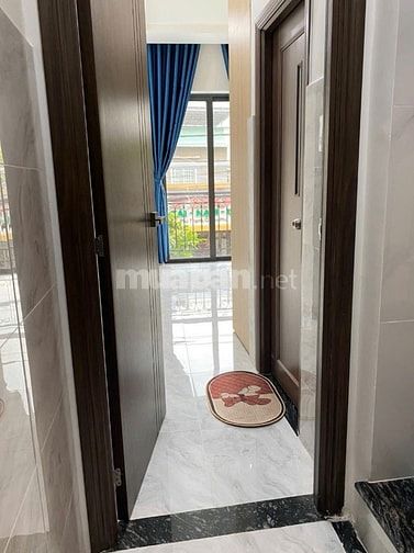 Bán nhà mặt tiền khu vực an ninh, sạch sẽ