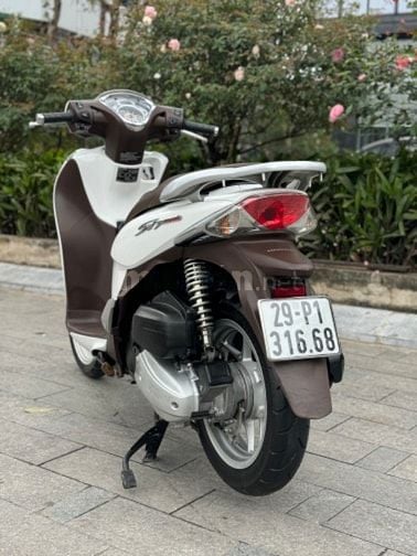 Cần bán Siêu phẩm SH Mode màu trắng 2014 biển siêu Vip