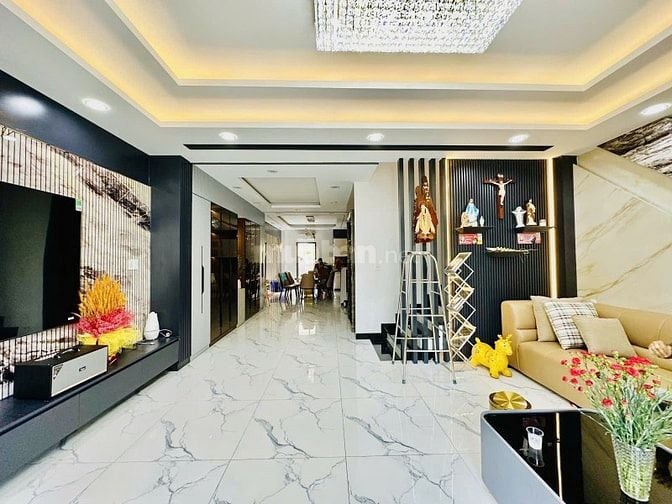 Mình Chính chủ cần bán gấp nhà đường – Nguyễn Quý Yêm  - Võ Văn Kiệt 