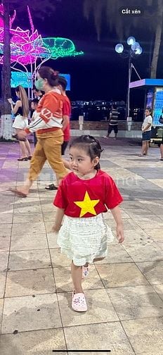Cần người giữ bé 3 tuổi  bao ăn ngủ tại nhà 