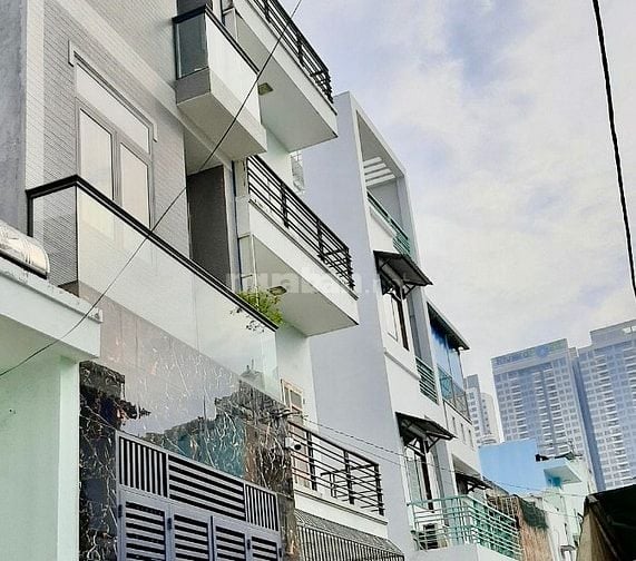 Bán nhà Huỳnh Tấn Phát, nhà mới vào ở luôn, 70m2 chỉ 6. Tỷ 
