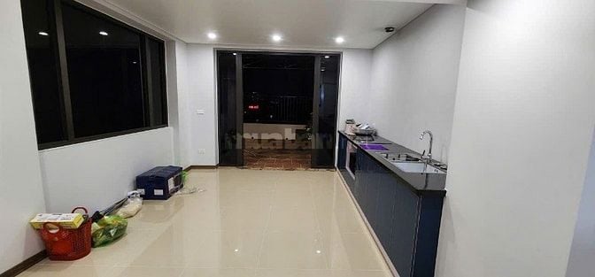 CHO THUÊ NHÀ 7 TẦNG, 1 HẦM PHỐ MẠC THÁI TỔ, CẦU GIẤY