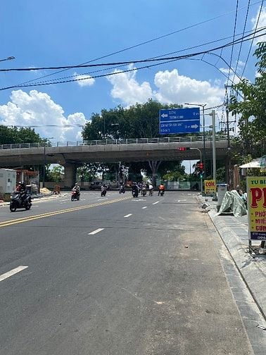 Cho Thuê nhà MT Hoàng Hoa Thám, P.12, Q. TB. DT 4x27m. T2LGiá 36tr