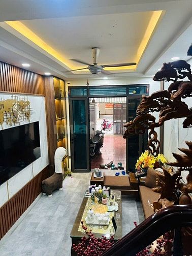 Phân Khu Tổng cục Chính trị Lai xá 82m- 3 tầng- Ô tô đỗ cửa- nhỉnh 10t