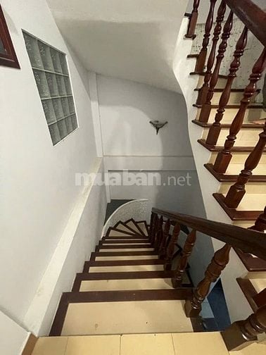 Bán nhà biệt thưu đường 270 Cao Lỗ P4. 8x20m 1 trệt 2 lầu