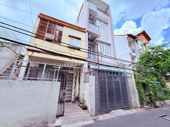BAO ĐẦU TƯ- TIỆN XÂY CHDV- HẺM XE TẢI- NGÃ TƯ 7 HIỀN- 175m2- 13.5 TỶ