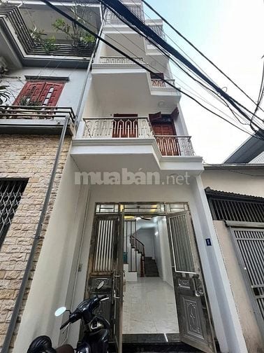 Nhà Đẹp Phú Diễn- Giá rẻ- Oto đỗ cửa ngày đêm- an ninh tốt