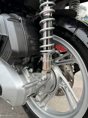 Cần bán SH 160 CBS 2024 chạy 800km siêu mới cực đẹp