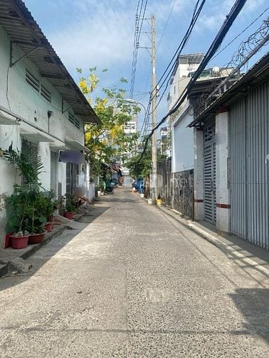 Bán đất chính chủ - đường Nguyễn Văn Quá - hẻm xe hơi 7 chỗ