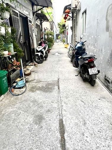 bán nhà quận 12 đường Trương Thị Hoa 4.7x13 sổ hồng riêng giá 3.65 tỷ