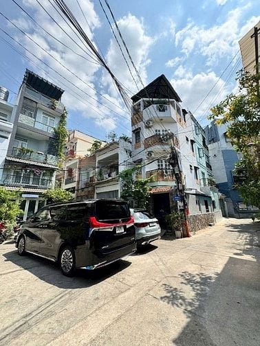 Bán nhà Mặt Tiền hẻm Cô Bắc. 5x10 , 4 tầng , 8,5 tỷ 