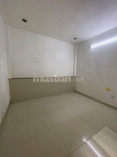 Bán nhà MT nội bộ Lê Văn Thịnh, DT 7,4x19,5m vuông vức, Giá 8 tỷ