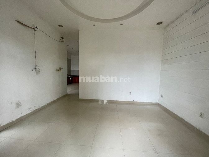 Bán nhà MT nội bộ Lê Văn Thịnh, DT 7,4x19,5m vuông vức, Giá 8 tỷ