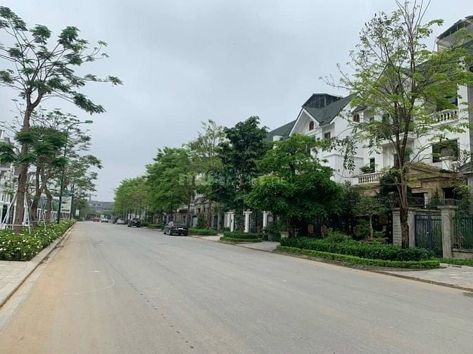 CẦN BÁN GẤP BIỆT THỰ K 7 - KHU ĐÔ THỊ CIPUTRA NAM THĂNG LONG, TÂY HỒ