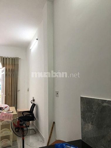 HXH 8m Lạc Long Quân, 58m2, 3 tầng, 5,5 tỷ
