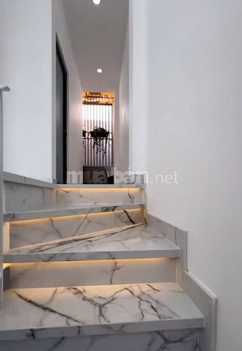 Bán nhà hẻm 6M đường Nguyễn Trung Trực,p5 Bình Thạnh giá 2 tỷ 480/37m2