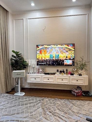 Chính chủ cần bán nhà 5 tầng 50m full nội thất vip ngõ 264 ngọc thuỵ